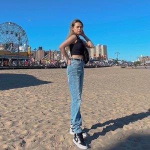 Meet your Posher, Christel anne